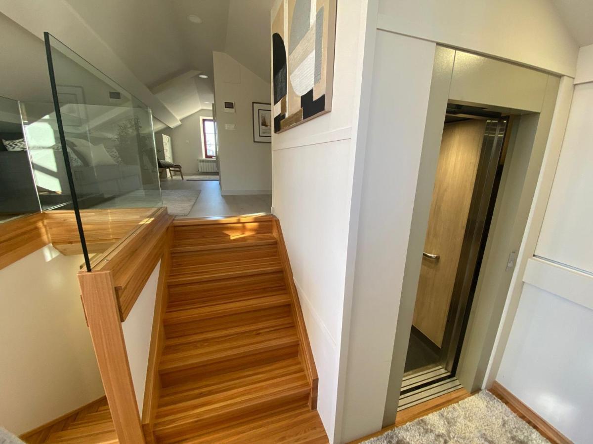 Atico Tipo Loft En San Sadurnino. *